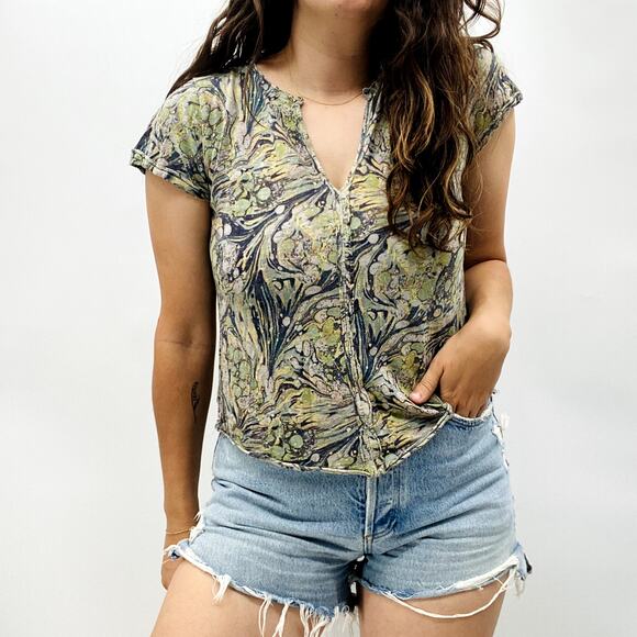 Anthropologie Pilcro M Mullticolor Short Sleeve Top - Picture 1 of 8